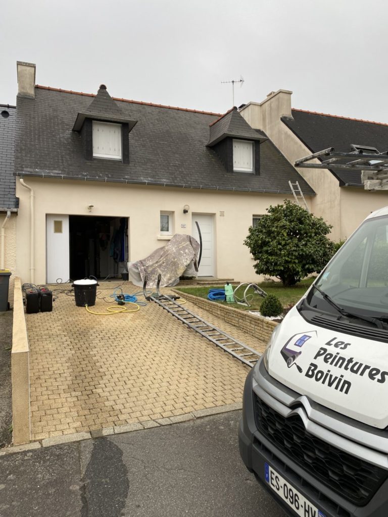 Pose de résine sur toiture Le Drennec (1)