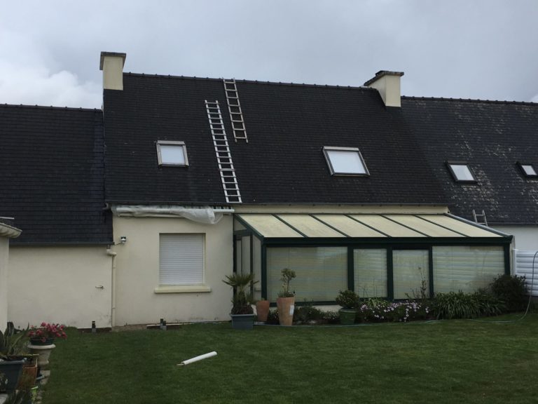 Ravalement façade pignon et pose de résine sur toiture Guipavas (1)