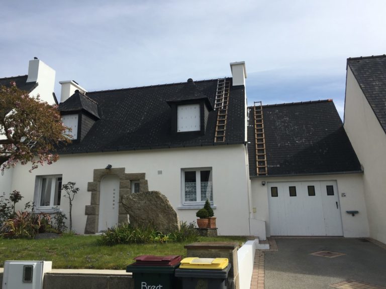 Ravalement façade pignon et pose de résine sur toiture Guipavas (2)